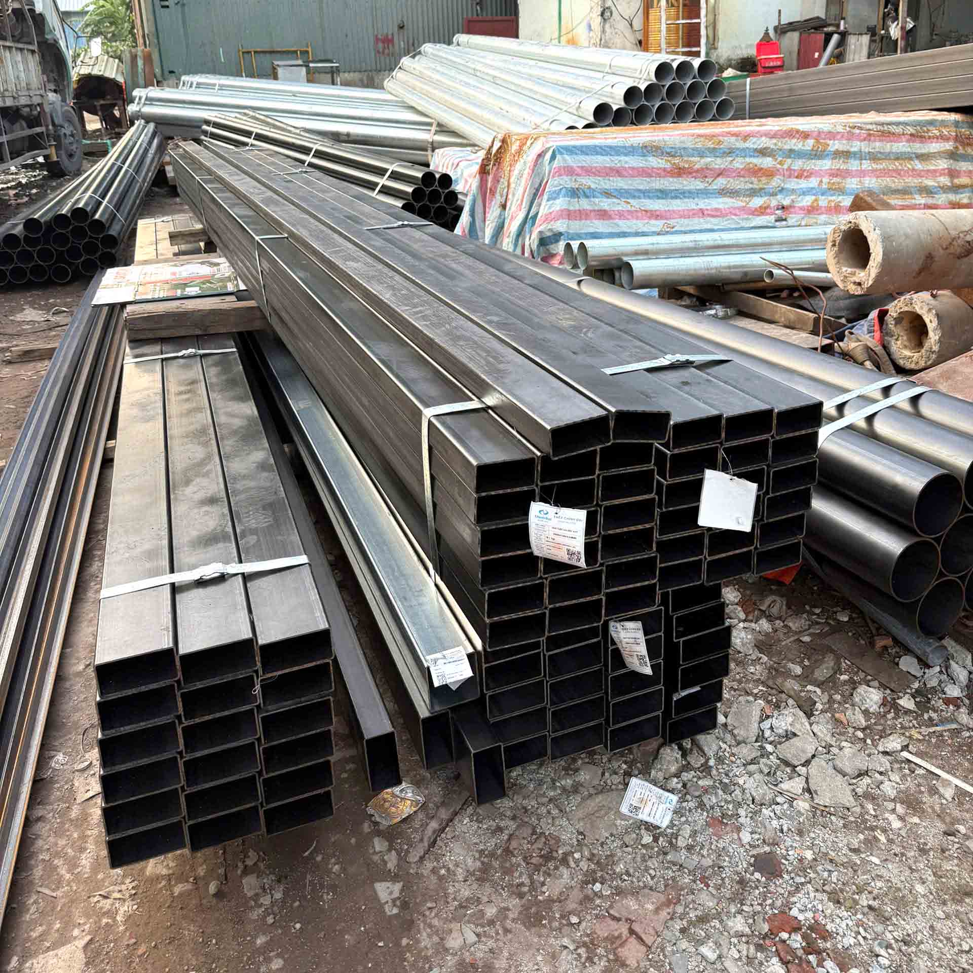 Thép hộp đen 50x100